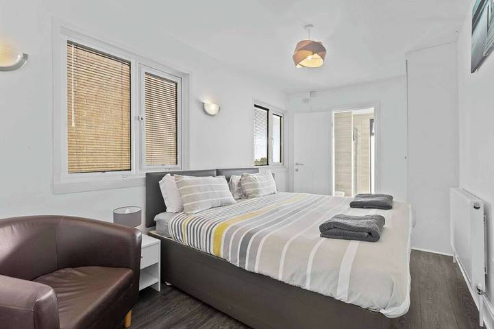 Idyllic Seaside Stay with Stunning Views & Perfect for Families. in Pevensey, Ost Sussex