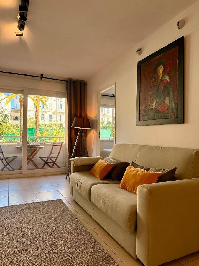 Appartement entier, Le Allan By Apirent #Balcony #Central #Wi-Fi in Cannes, Côte méditerranéenne (France)
