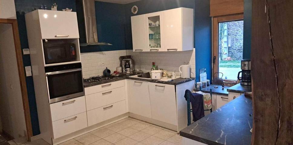 Gîte pour 3 personnes, avec terrasse ainsi que vue et jardin à Saint-Lormel - 3