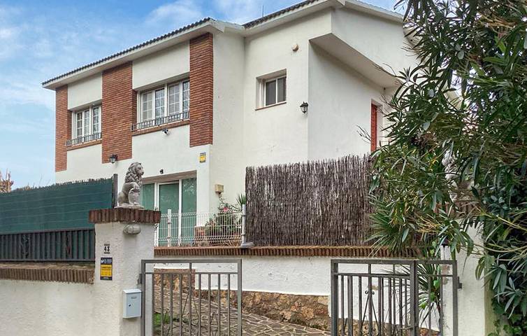 Maison de vacances pour 8 personnes, avec piscine et terrasse, animaux acceptés - 1