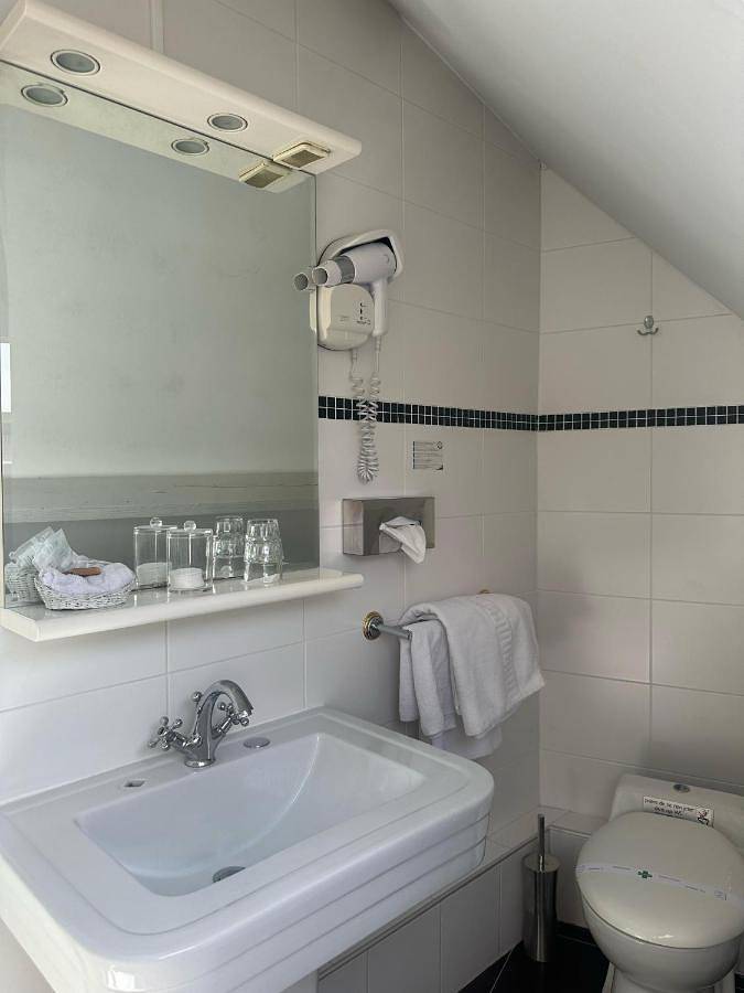 Hôtel pour 4 personnes, avec jacuzzi et jardin à Seclin - 4