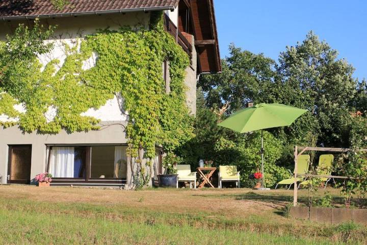 Ferienwohnung für 2 Personen, mit Terrasse und Garten in Lügde