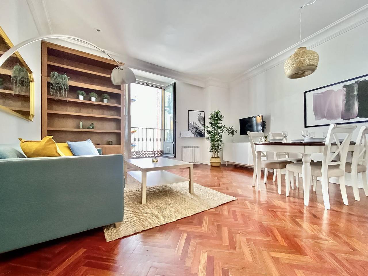 Apartamento De Vacaciones para 5 Personas en Malasaña, Madrid