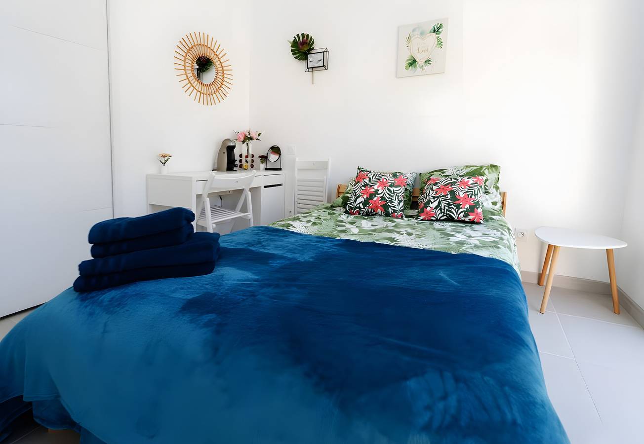 Chambre D’hôte pour 2 Personnes dans Saint-Savin (Gironde), Région de Blaye