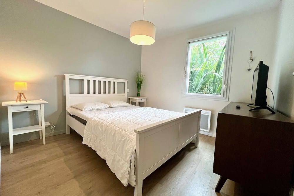 Gîte proche Plage x 6 pers 45m2 Piscine & Parking in Les Sables-d'Olonne, Vendée
