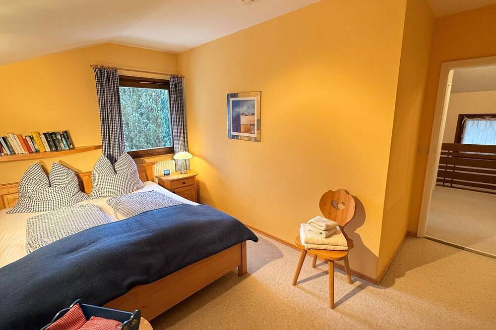 Ferienhaus 153 m², bis 6 Personen, 3 sep. Schlafzimmer, 2 Bäder, Wlan, Terrasse in Unterwössen, Bayerische Alpen