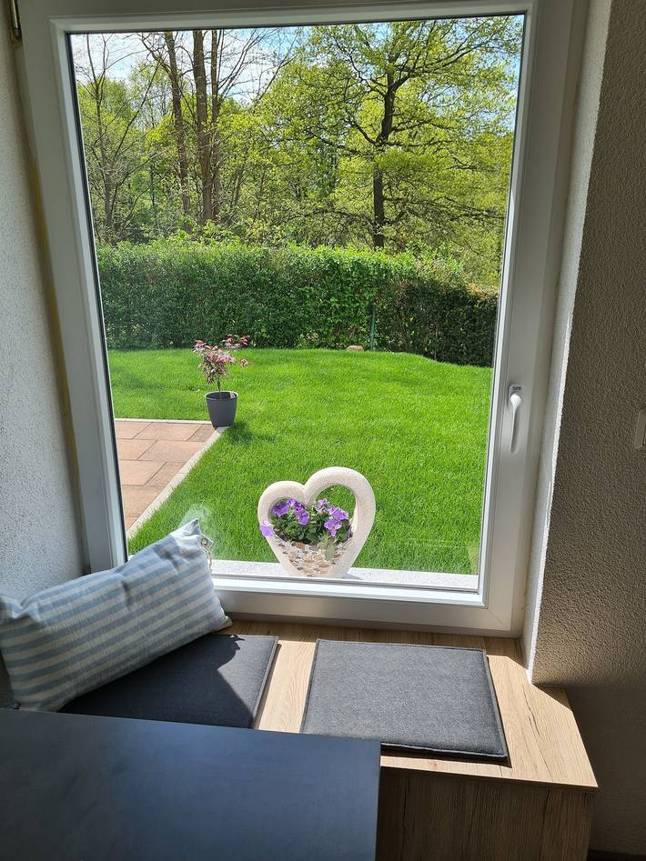 Location de vacances pour 3 personnes, avec jardin ainsi que vue et terrasse à Bous