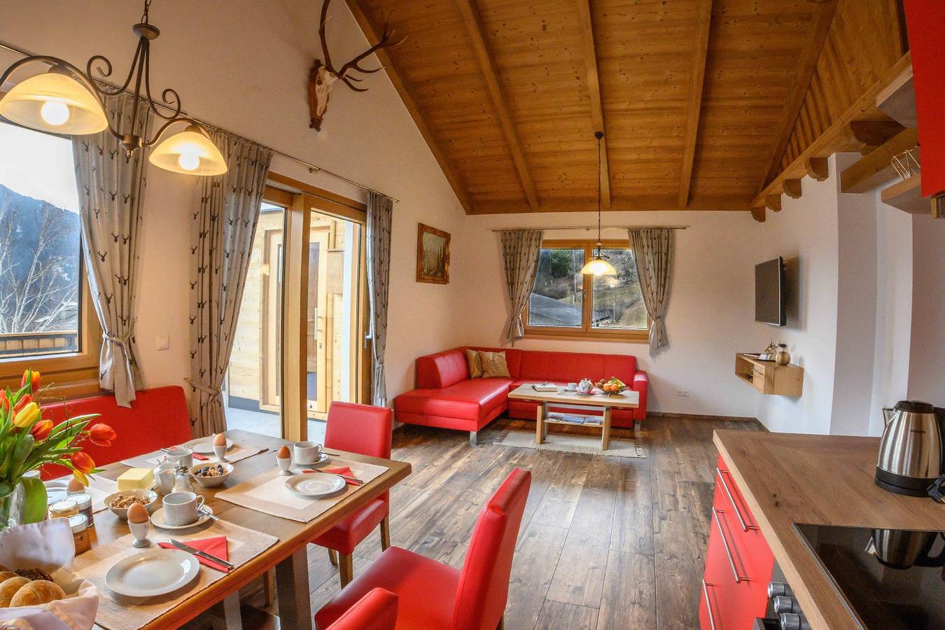 Chalet Waldhof mit Panoramasauna in Flattach, Oberkärnten