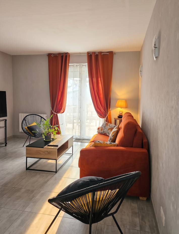 Maison agréable à Grossouvre 90 m² jardin in Grossouvre, Saint-Amand-Montrond