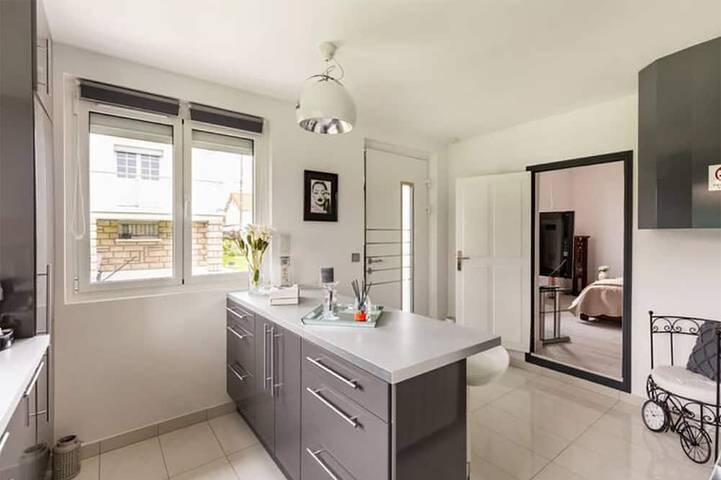 Location de vacances pour 2 personnes, avec jardin à Sevran - 2