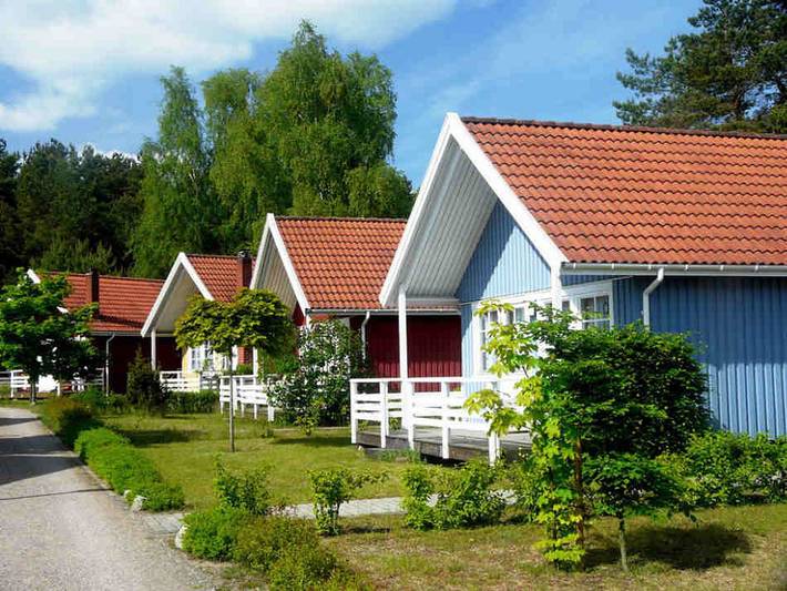 Ferienhaus für 4 Personen, mit Terrasse und Seeblick in Userin