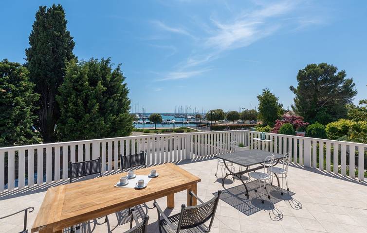 Villa für 16 Personen, mit Pool und Garten in Umag - 3