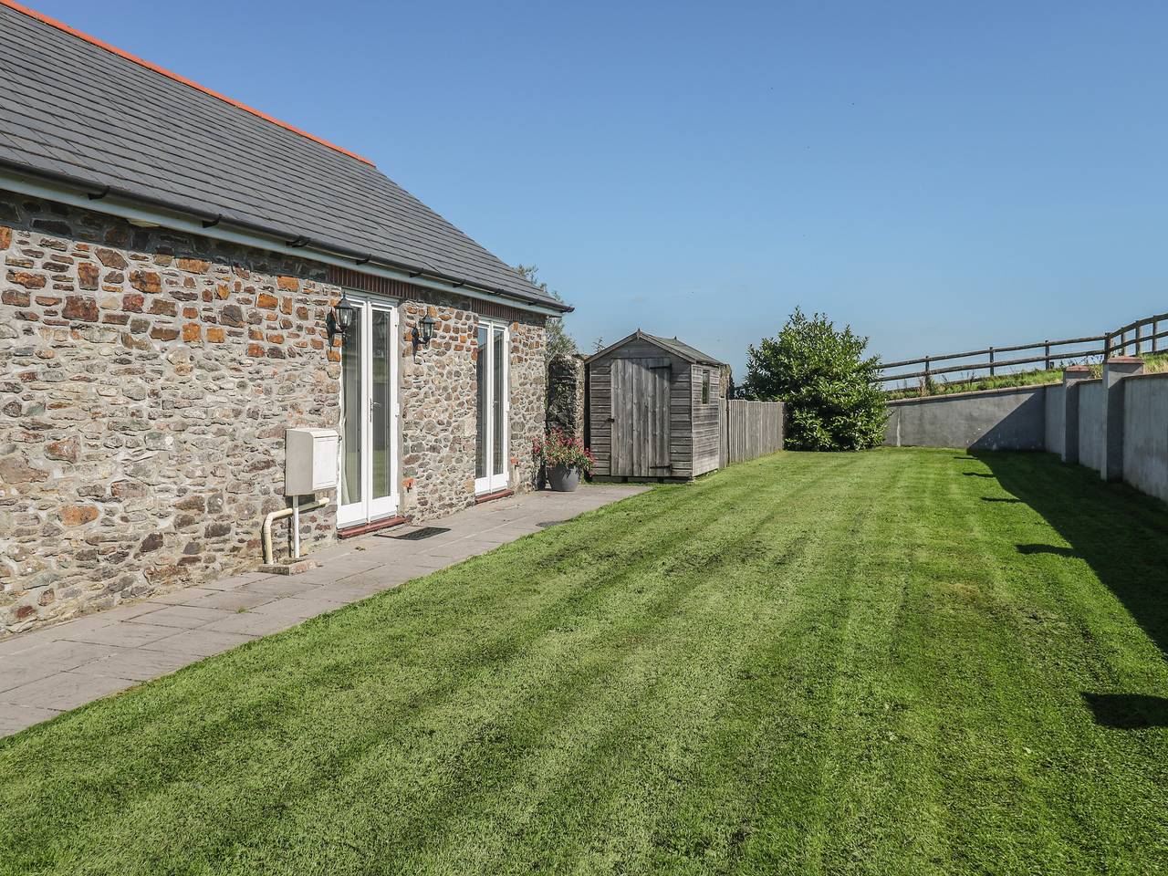 Middle Barn in Launceston, Cornwall
