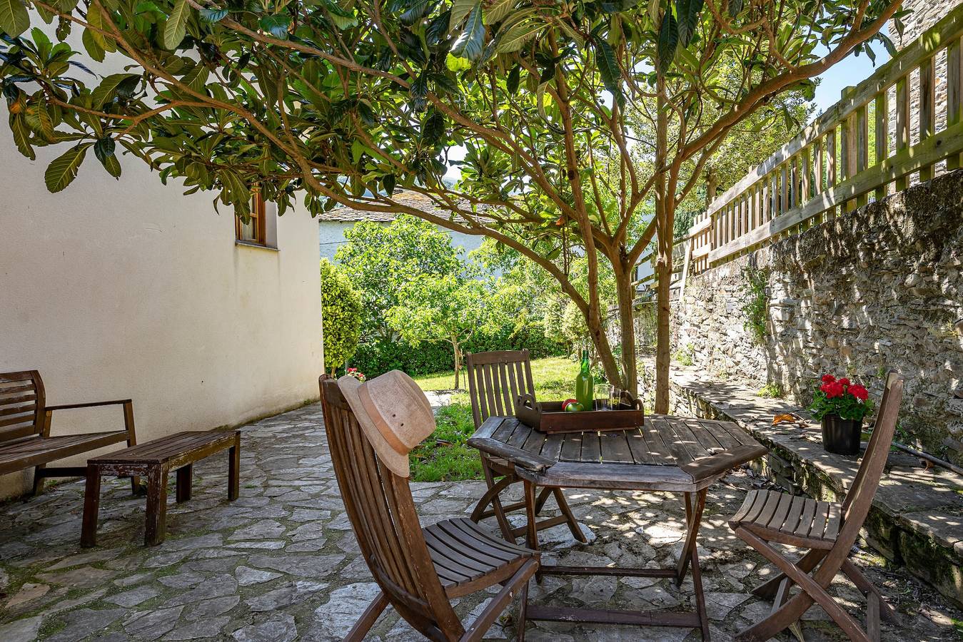 Ganze Wohnung, Apartment 'Apartamentos Puente Del Narcea 2' mit Bergblick, privater Terrasse und Wlan in Cangas del Narcea, Cordillera Cantábrica