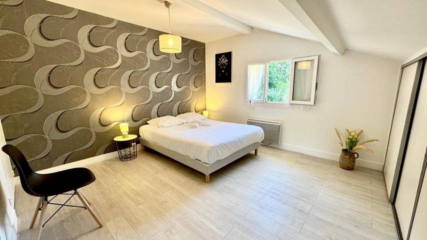 Location de vacances pour 6 personnes, avec Terrasse et Jardin dans Le Palais-sur-Vienne - 3