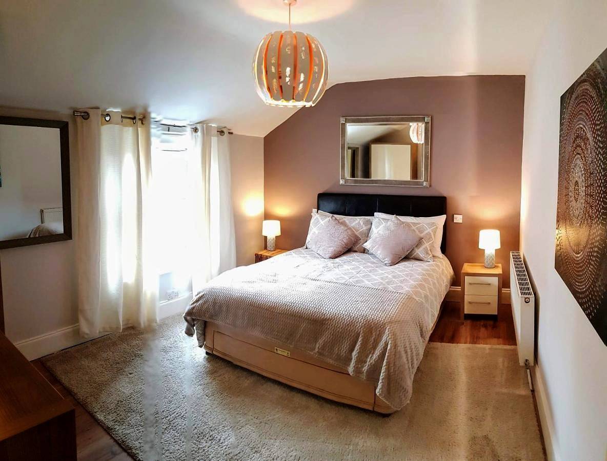 Entire holiday apartment, Cottage Grove Homestay rooms in Portsmouth, South East England