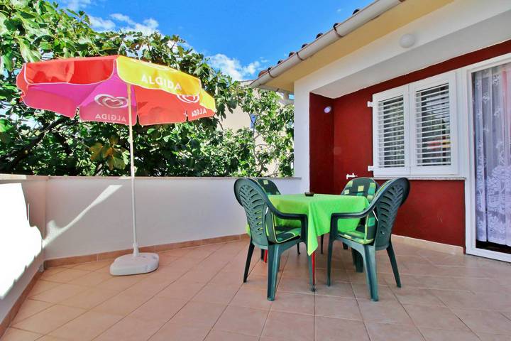 Ferienwohnung für 3 Personen, mit Balkon/Terrasse in Silo (Krk) - 2