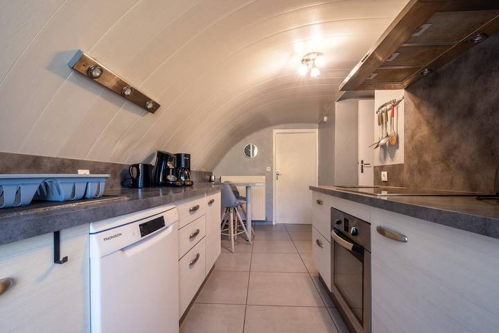 Gîte pour 7 personnes, avec Balcon et Terrasse ainsi que Jardin et Vue à Saint-Pierre-des-Tripiers - 4