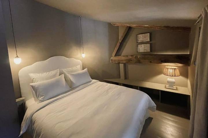 Gîte pour 2 personnes, avec vue à Saintes - 4