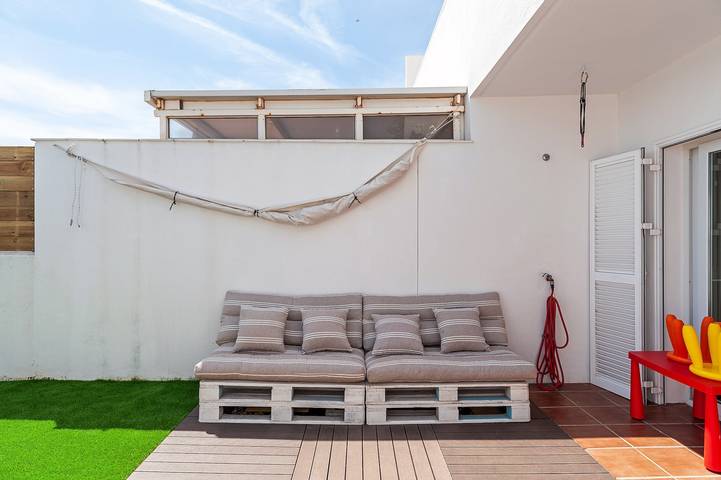 Casa familiar Casa Noah cerca de la playa con piscina, terraza, balcón y Wi-Fi in Conil de la Frontera, Costa de la Luz