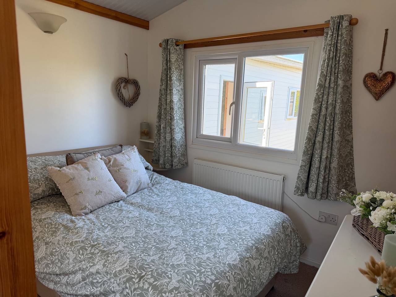 Annex - Sleeps 2 - Parking in Merseyside