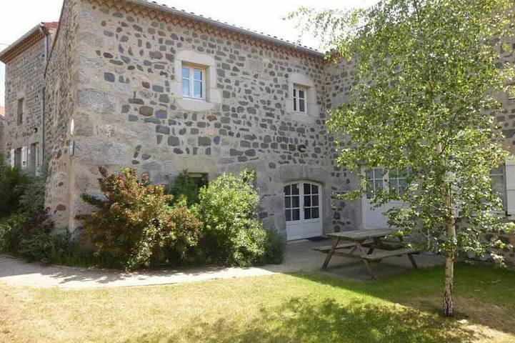 Gîte pour 8 personnes, avec Jardin