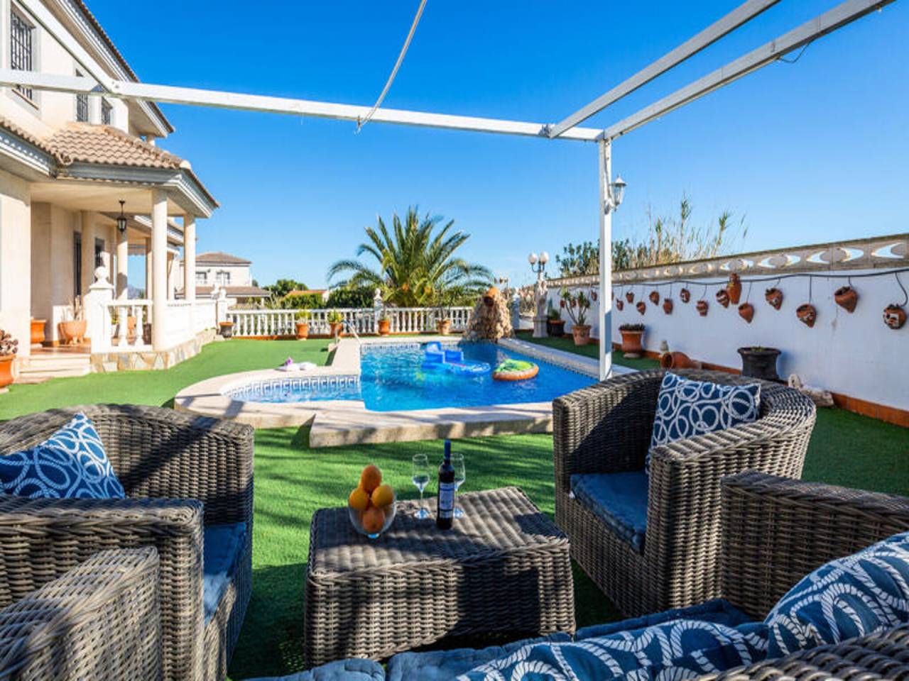 Apartamento entero, Villa en Mutxamiel con Piscina y Barbacoa in Muchamiel, Costa Blanca
