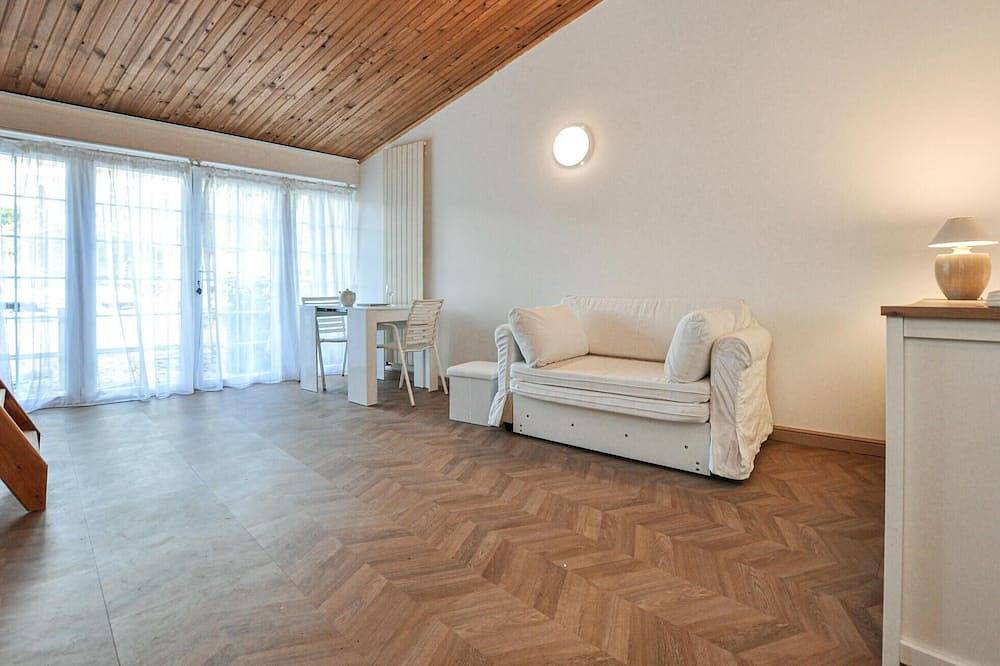 Lovely home in Mouans-Sartoux with swimming pool in Mouans-Sartoux, Mediterranean Coast (France)