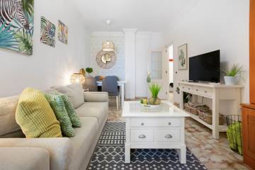 Ferienwohnung für 6 Personen in Playa de Las Teresitas, Santa Cruz de Tenerife, Bild 2