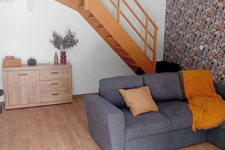 Location de vacances pour 4 personnes, avec jardin et terrasse à Épégard