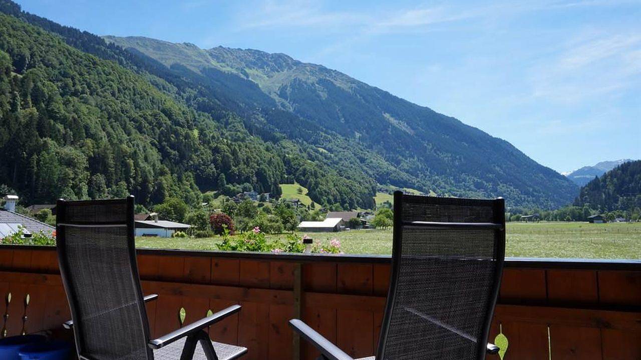 Geheel vakantieappartement, Vakantieappartement voor 6 personen met balkon in Schruns, Verwall 