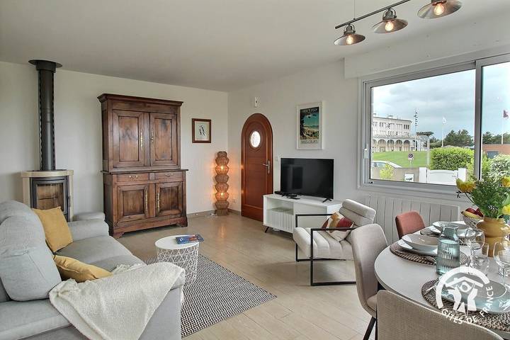 Gîte pour 4 personnes, avec jardin et vue dans Sables d'Or les Pins - 2