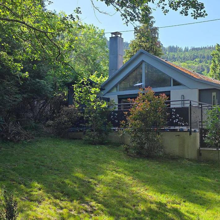 Gîte pour 4 personnes, avec Balcon et Terrasse ainsi que Jardin et Sauna dans Lac Noir