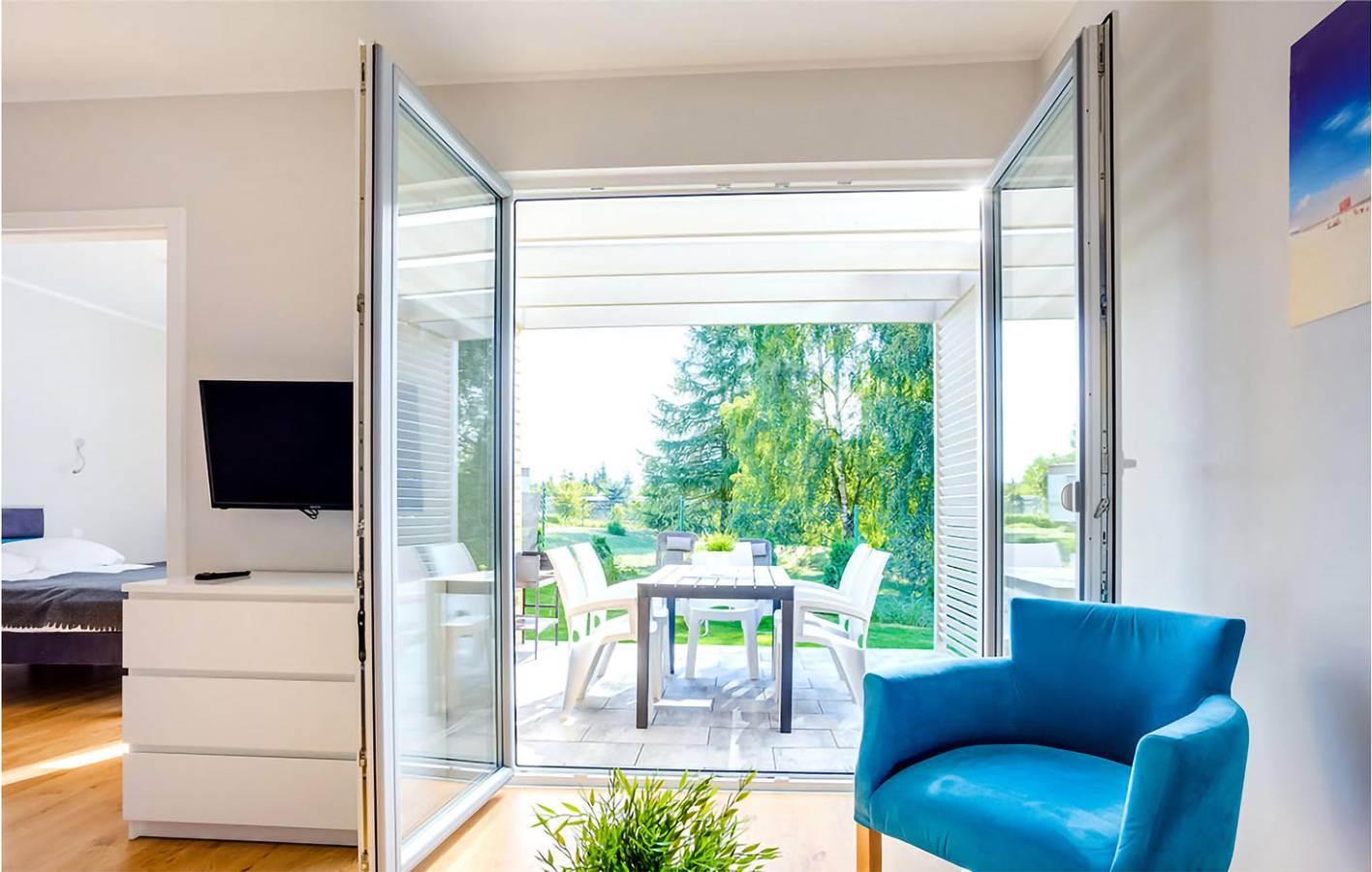 Ferienhaus für 5 Personen mit Terrasse in Rewal, Powiat gryficki