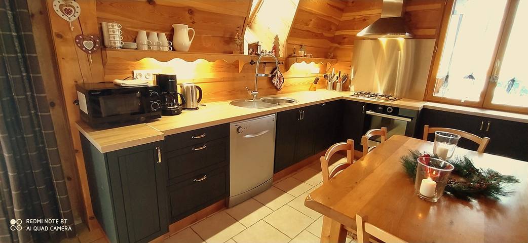 Gîte pour 5 personnes, avec balcon et jardin dans le Puy-de-Dôme - 4