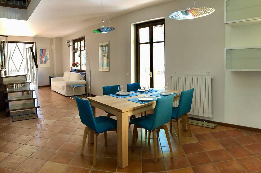 Appartamento vacanze a Alpi Pennine a partire da 167€ a notte