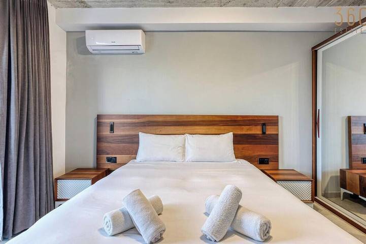 Apartamento inteiro, A fully equipped Apt with private balcony & Pool in San Giljan, Ilha de Malta
