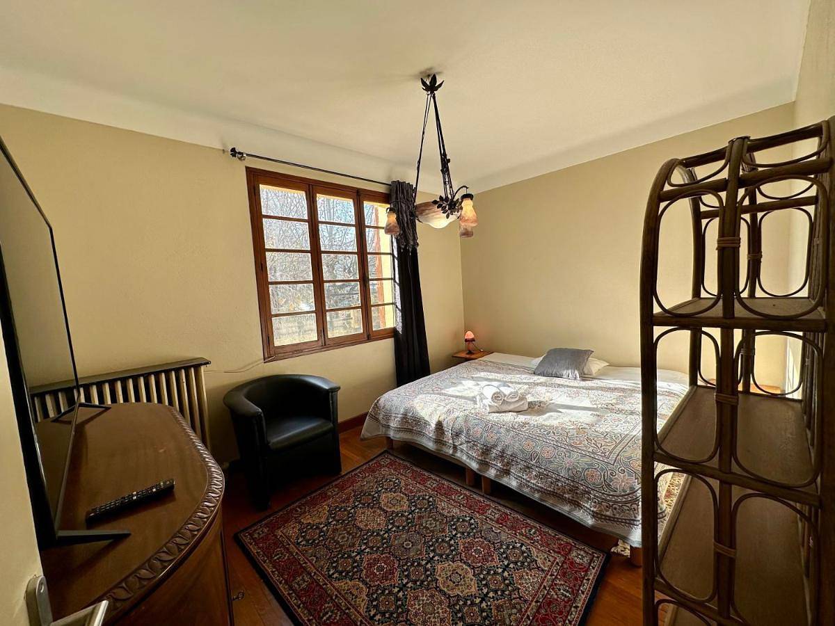 Double Room in Yenne, Région de Chambéry