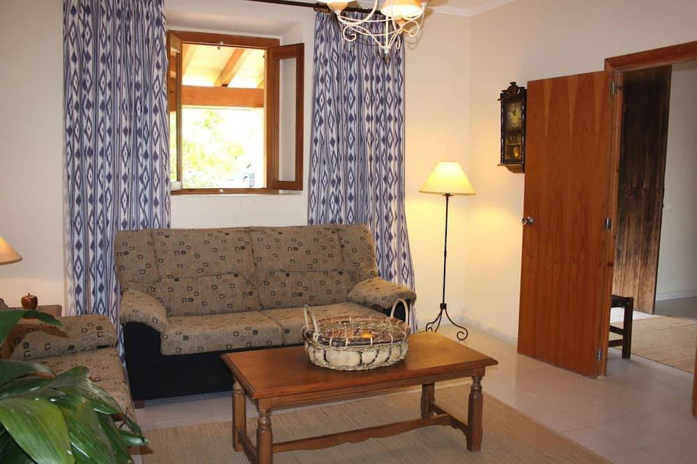 4 bedroom amazing home in Algaida in Algaida, Majorca Center