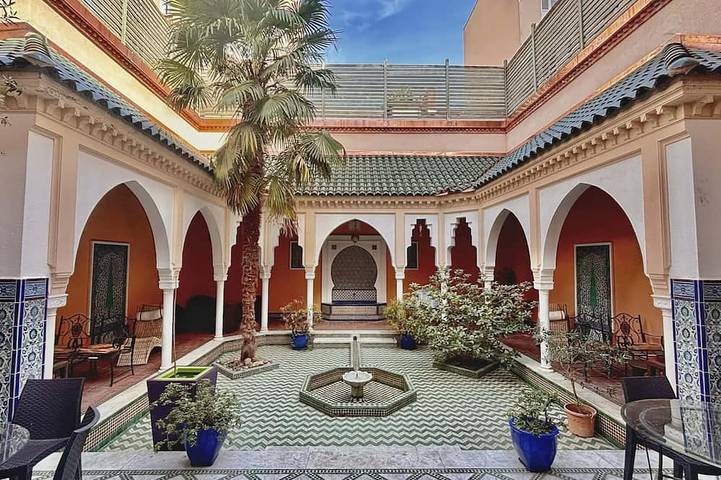 Maison de vacances pour 14 personnes, avec balcon dans Thermes Callou