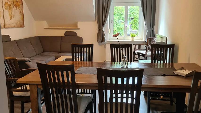 Ferienwohnung für 11 Personen, mit Terrasse und Garten - 1