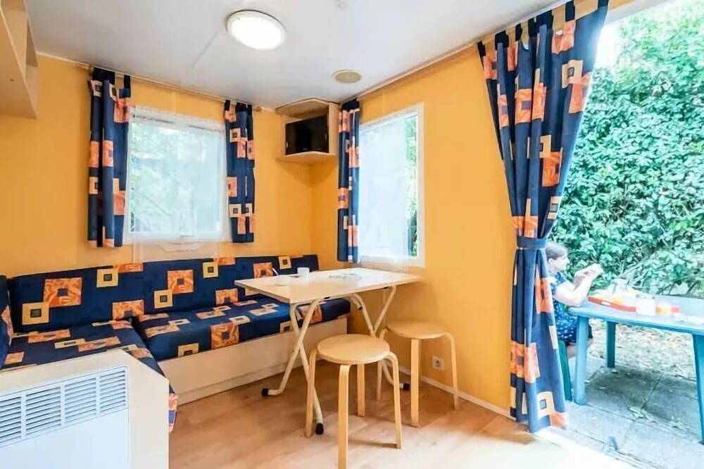 Camping pour 2 Personnes dans La Terrière, La Tranche-sur-Mer