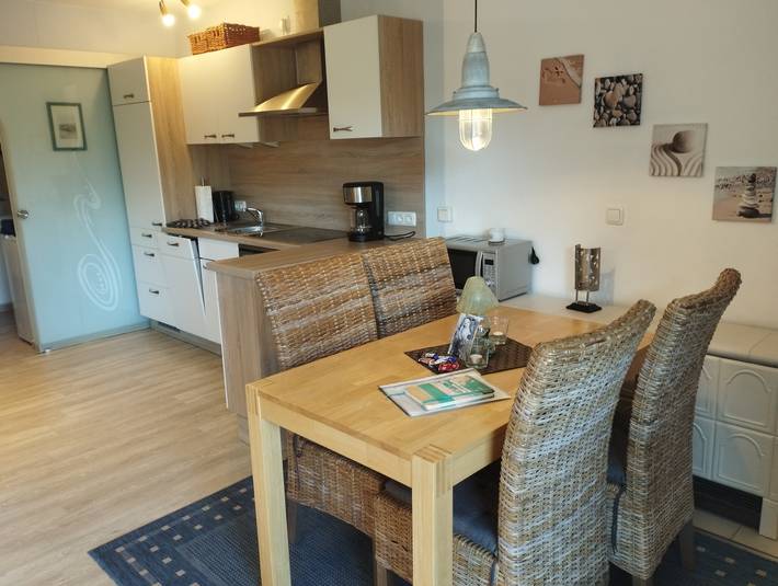 Dat Lütte Strandhus - 2-Raum-Doppelhaus-Hälfte in Badestrand Büsumer Deichhausen, Büsumer Deichhausen