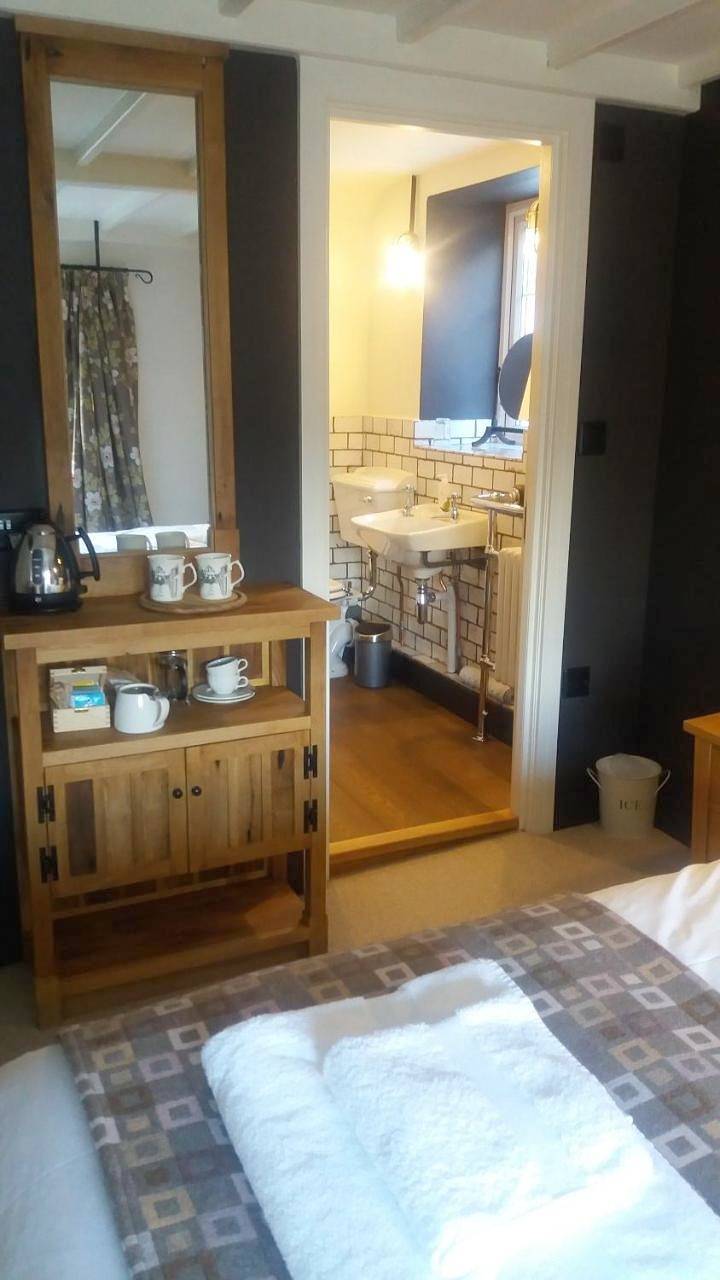 Standard Double Room in Bampton, Devon