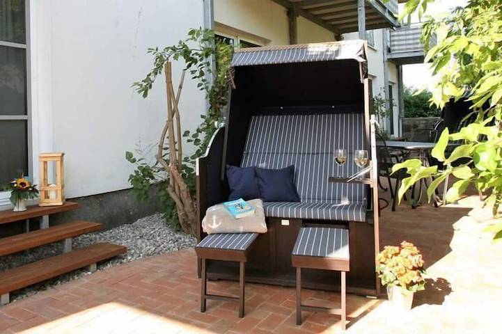 Ferienwohnung für 4 Personen, mit Garten und Sauna sowie Terrasse, mit Haustier in Lichtenhagen