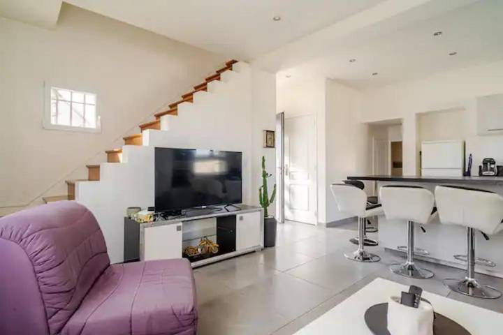 Location de vacances pour 12 personnes, avec Terrasse et Jardin à Rocquancourt