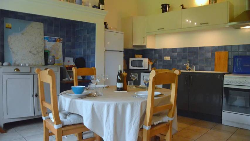 Location de vacances pour 6 personnes, avec jardin à Wierre-Effroy - 3