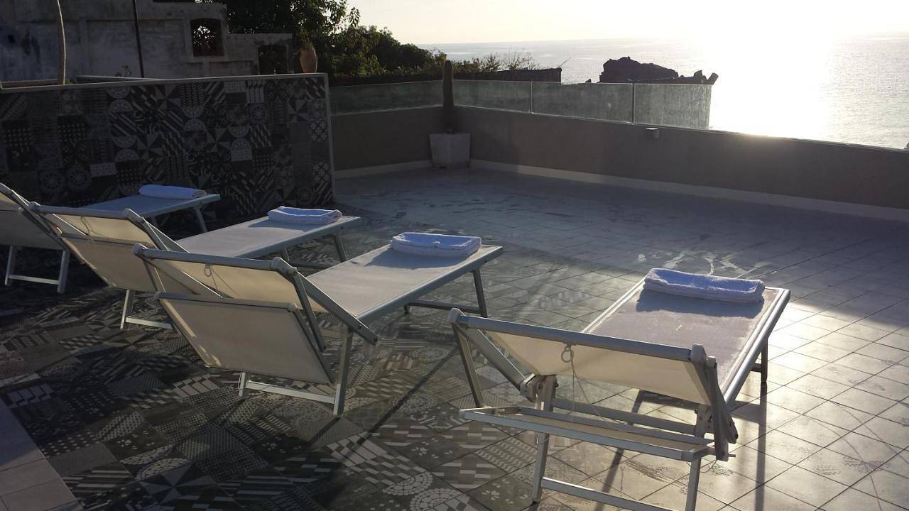 Zeus Hotel - Aparthotel - Meeting & Congress in Cannizzaro, Aci Castello