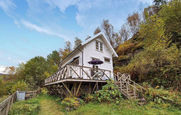 Ferienhaus für 6 Personen mit Garten in Vaksdal