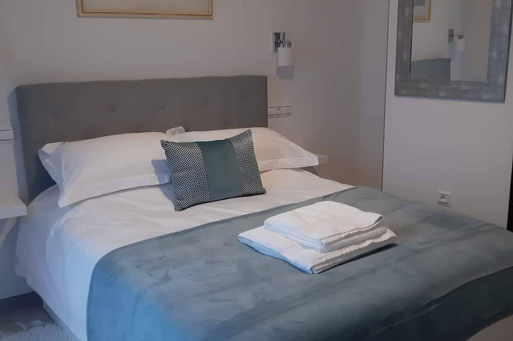 Brand new traditional style townhouse with central location in Ronda, Málaga Province